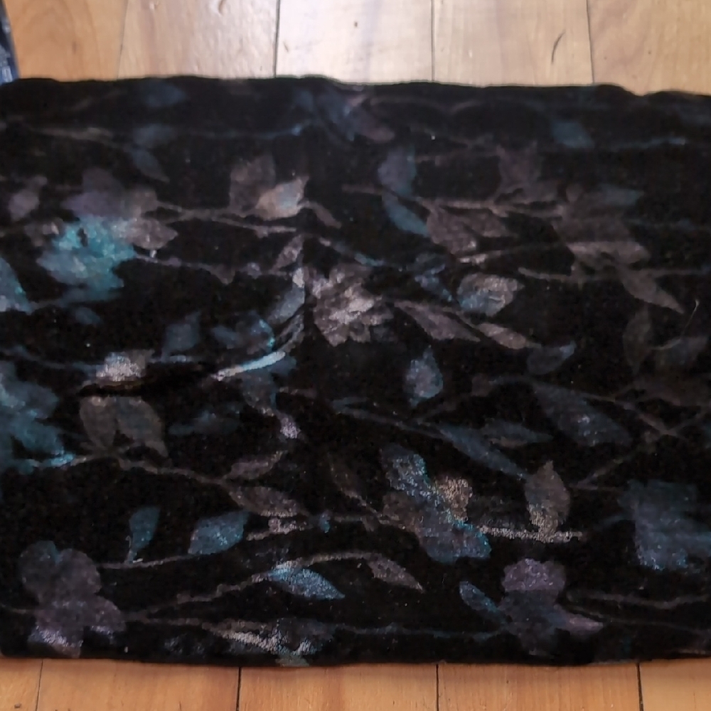 Vintage 90's GAP Black  Silk And Velvet  Scarf 48" Long - Picture 4 of 5